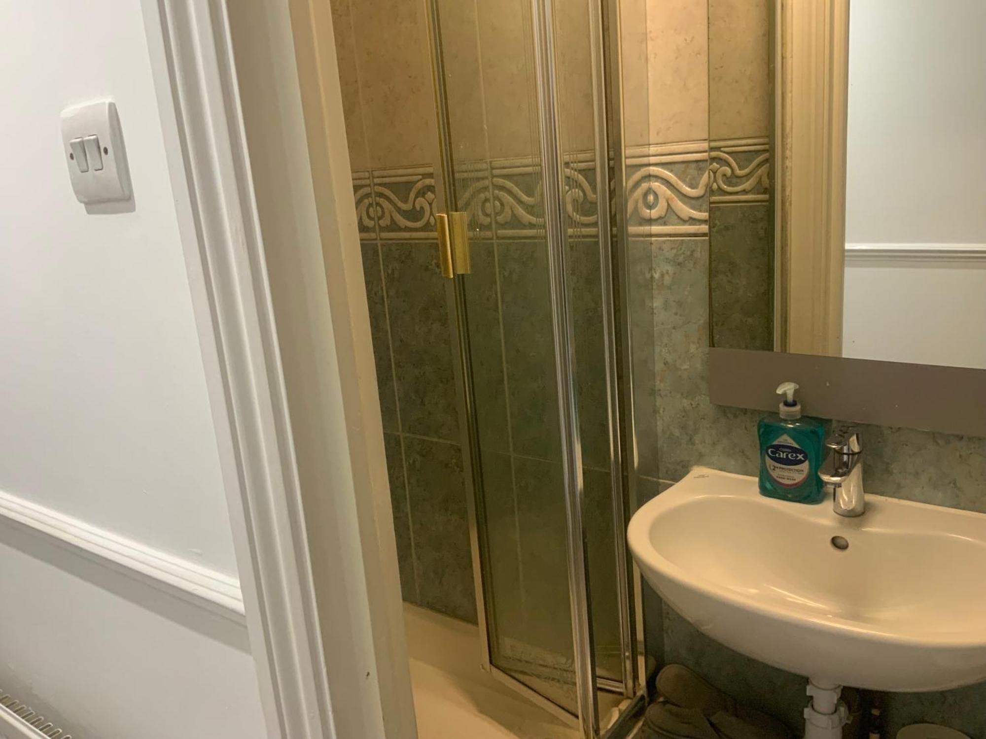 The London En-Suite إيلفورد المظهر الخارجي الصورة